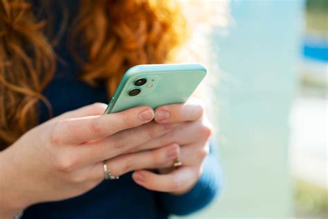 How does social media affect your mental health?