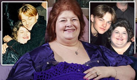leonardo dicaprio pays tribute  gilbert grape actress darlene cates