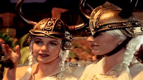 Xenite Con' III in Paris ~ Introducing Reneé O'Connor & Alexandra ...
