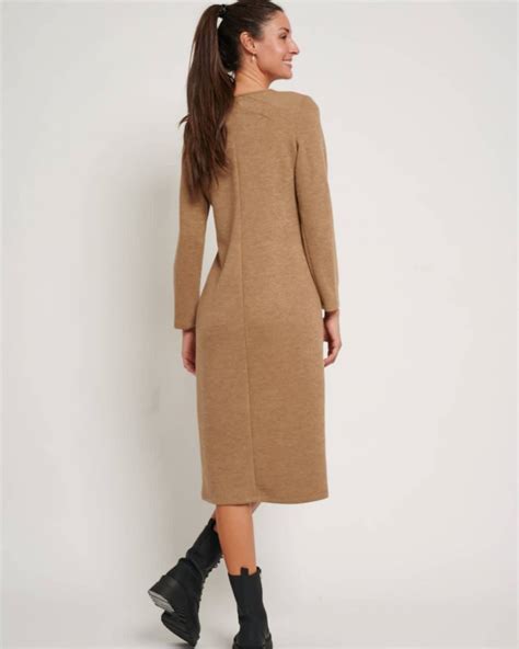 ZURINE ASPIUNZA – Instagram Photos 12/21/20/2021 – HawtCelebs