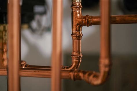 Copper pipes vs plastic pipes: which are better for central heating? • CuSP