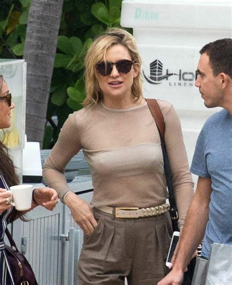 Braless pics of Kate Hudson - Thefappening2015