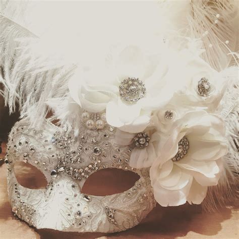 Beautiful bridal ornate Ivory white lace masquerade mask with ostrich ...