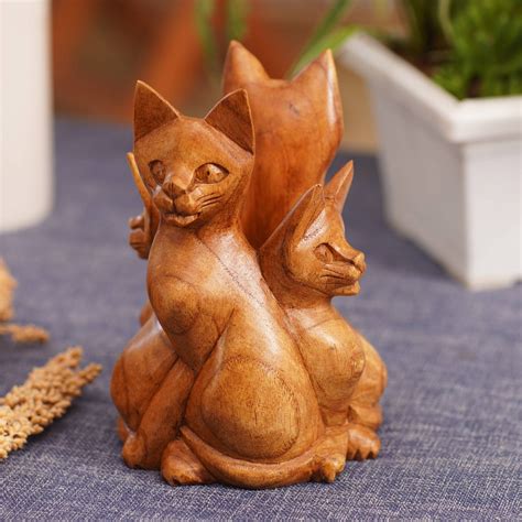 Wood statuette, 'Cat Guard'