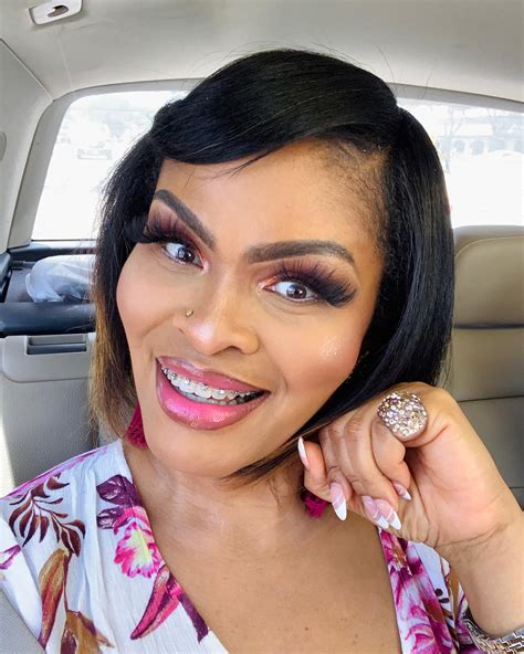 5 Things You Should Know Before Joining Izzy Green's OnlyFans