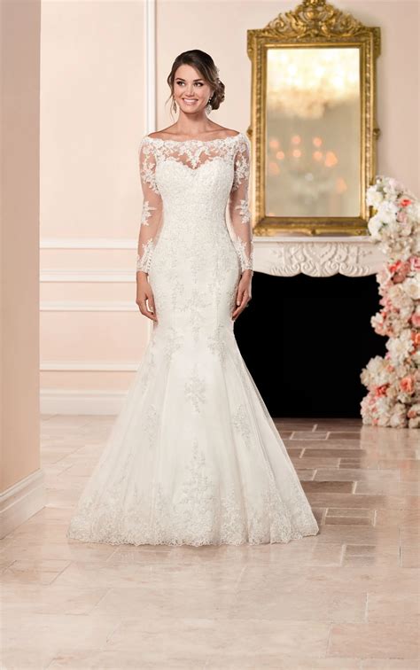 Off Shoulder Long Sleeve Wedding Gown Design | wedding