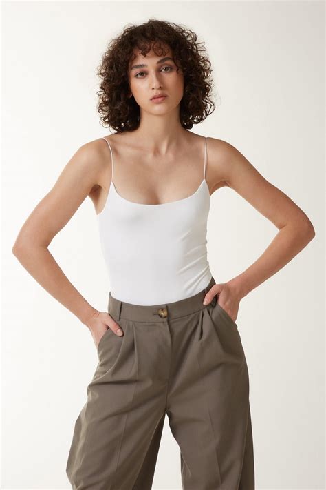 ANNA Body - White | ANNIBODY Official Site