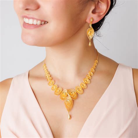 pendants for women in gold 6