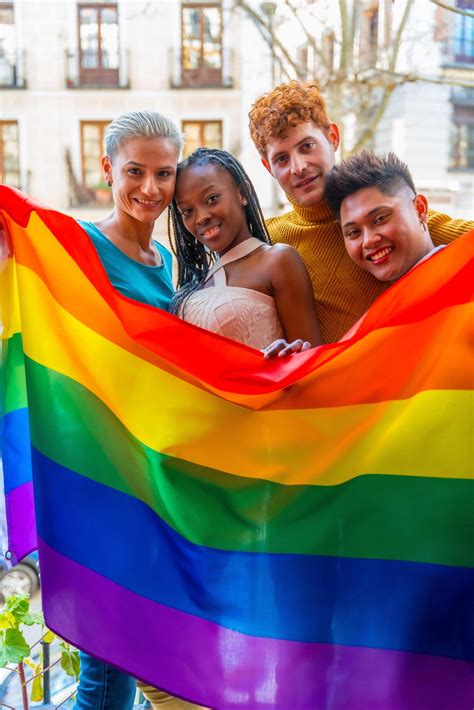 Salud Mental LGBT+ | Apoyo y Bienestar para la Comunidad