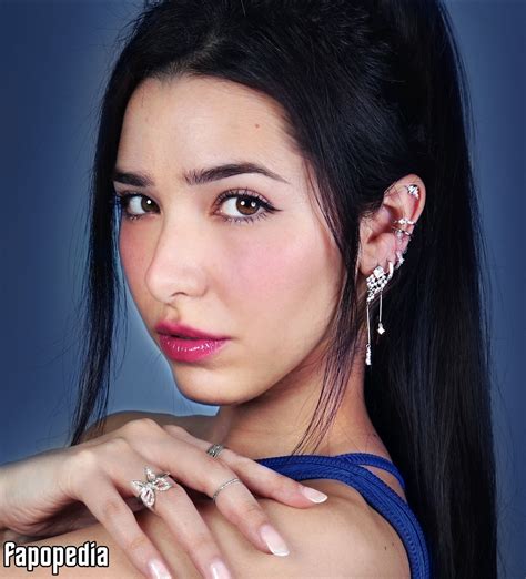 ASMR Glow Nude Leaks - Photo 3978204 - Fapopedia