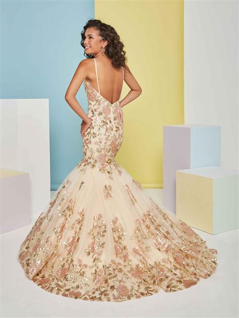 Tiffany Designs - 16475 | Elegant Xpressions Boutique