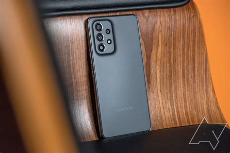 Samsung Galaxy A53 vs. A52: What are the major differences?