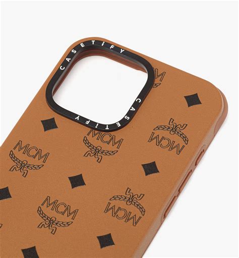 casetify iphone 16 pro 4