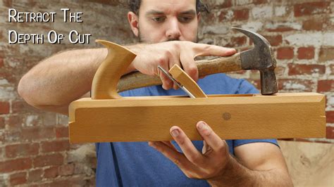 How to adjust a wooden hand plane - The English Woodworker