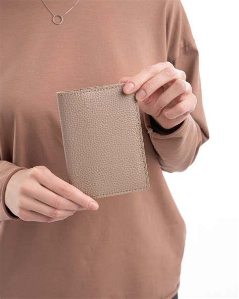 Кожаная обложка на паспорт PASS Beige. Заказать и купить обложки на ...
