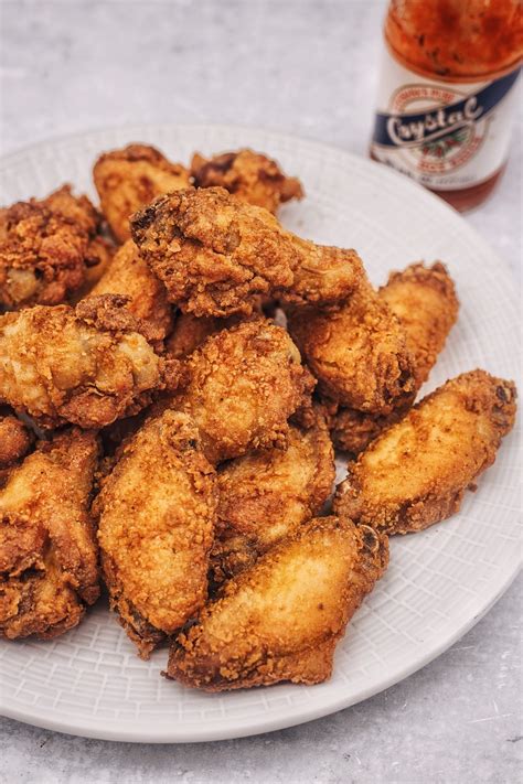 Crispy Fried Chicken Wings Recipe - Coop Can Cook