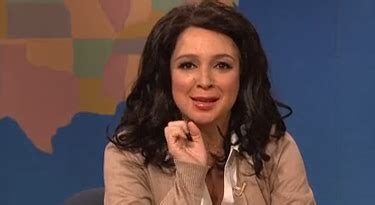 Must-See: Watch Maya Rudolph Impersonate Oprah on 'Saturday Night Live ...