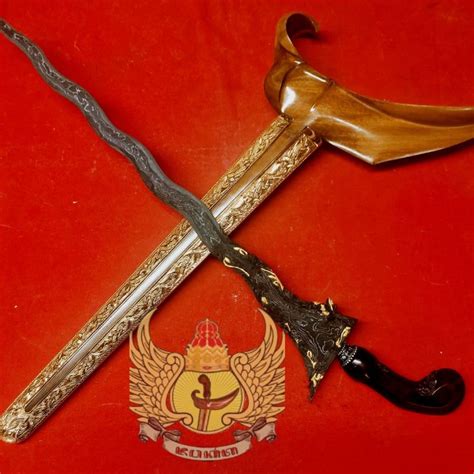 jual keris sepuh nogo siluman luk  pamor kulit semongko rojogundolo