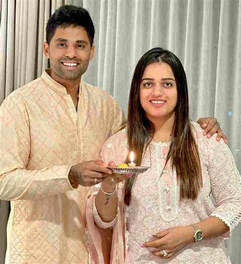 Suryakumar Yadav Wife, Age, Wiki, News, Parents, Net Worth