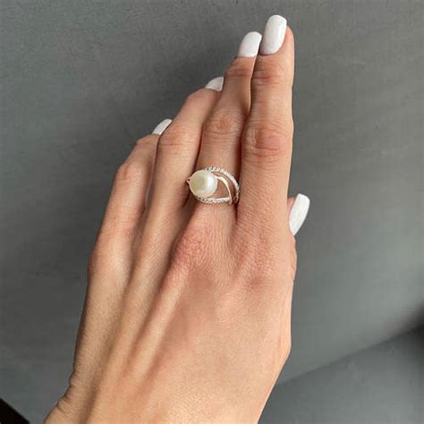 Серебряное кольцо комбинированное с золотом белый жемчуг 19,5, 20 ...