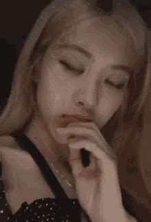 Mmmm GIFs | Tenor