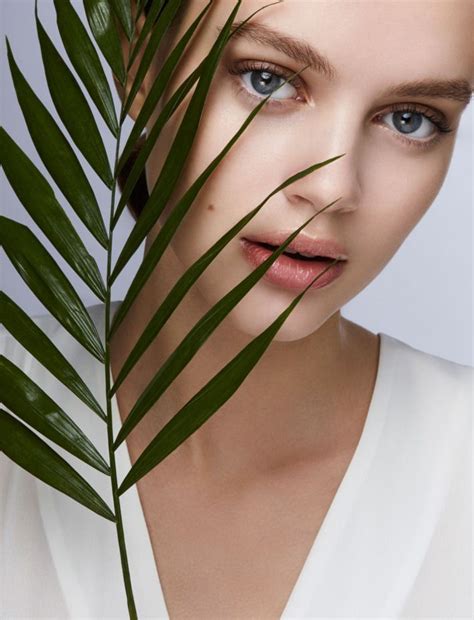 Everything You Need to Know About ‘Natural’ Skincare & Makeup ...