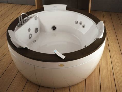Jacuzzi: гидромассажные ванны Nova, круглые, угловые, встраиваемые ...