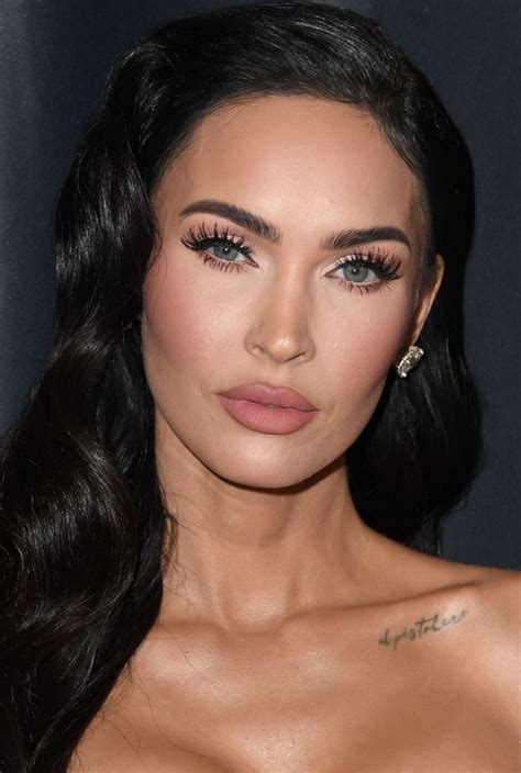 Megan fox launching frederick s of hollywood lingerie collection – Artofit