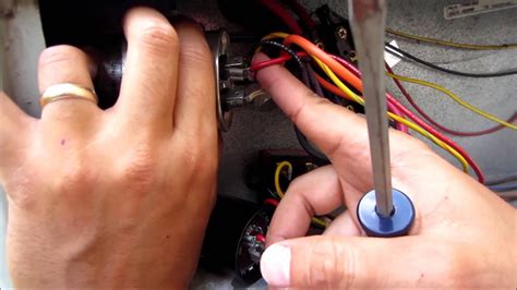 How To Change Air Conditioner Capacitor