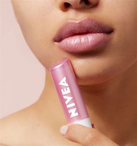 Продукты для ухода за лицом: каталог продукции NIVEA