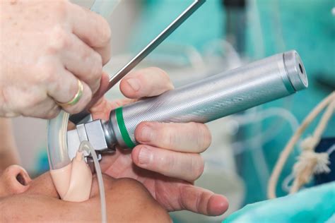 Introduction to Intubation : The Intubation Procedure