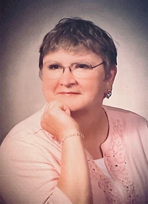 In Memory of Dana Danielle Day: Obituary and Service Details 28