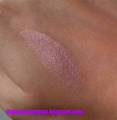 The beauty femme: Bobbi Brown Rose Gold Shimmer Brick Review and Swatch