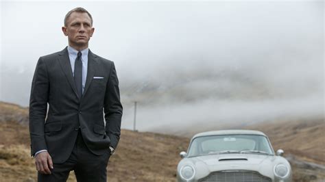Anmeldelse: Skyfall – Skyfall