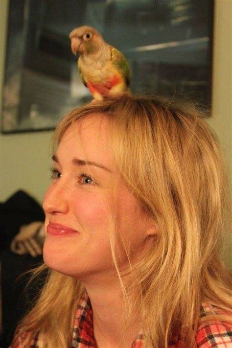 Ashley Johnson with a parrot on her head. Just for lolz. | Ashley ...