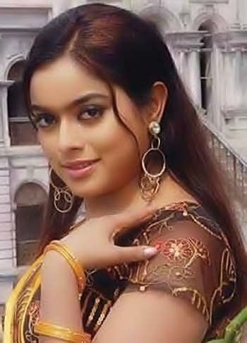 Sahara (Bangladeshi Actress) ~ Wiki & Bio with Photos | Videos