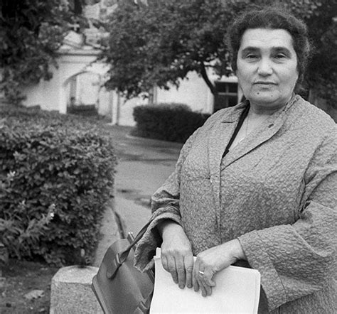 «Страдаю — значит, жива» — Статьи