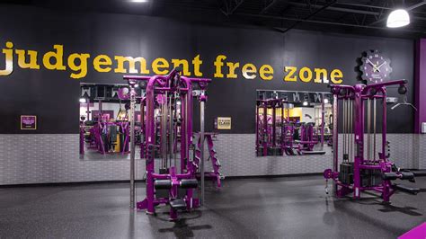 Gym in Plainfield Township, MI | 4180 Plainfield Ave NE | Planet Fitness