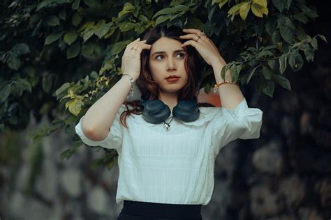 Naked+Women+With+Size+B+Cup+Breasts Photos, Download The BEST Free