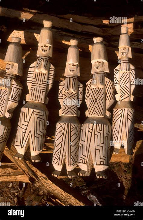 Karaja indian hi-res stock photography and images - Alamy