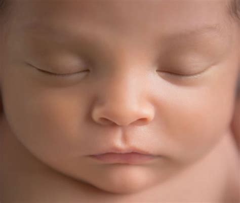 newborn baby face 
