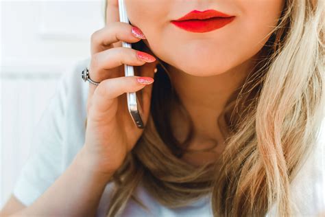 What to Do if Your Phone Is Tapped? - RecordsFinder