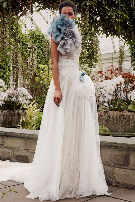 Vera Wang Bridal Spring 2020 Collection | Vogue