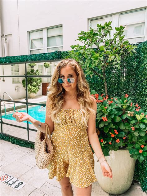 What To Wear in Miami - Jessica Litras | Lifestyle Blog