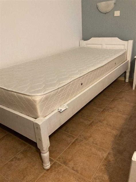 Дървени легла масив к.к. Слънчев бряг • OLX.bg