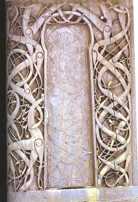 vinwolfking: Old Norse Knotwork on an old portal...