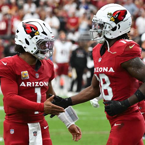 Olivia Munn Poses Topless To Display Her Breast Cancer Scars - The Spun