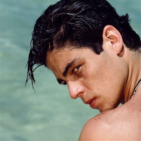 Young Benicio Del Toro