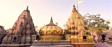 exploring  magnificence  shri kashi vishwanath temple  varanasi