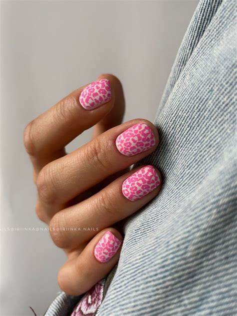 Стемпинг леопард розовый принт | Nail colors, Nail designs, Spring nails